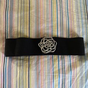 Rhinestone Rose Stretch Belt
